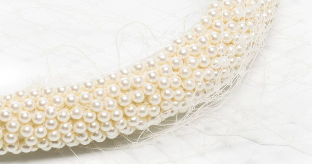 12 Elegant Headbands for Your Wedding Day
