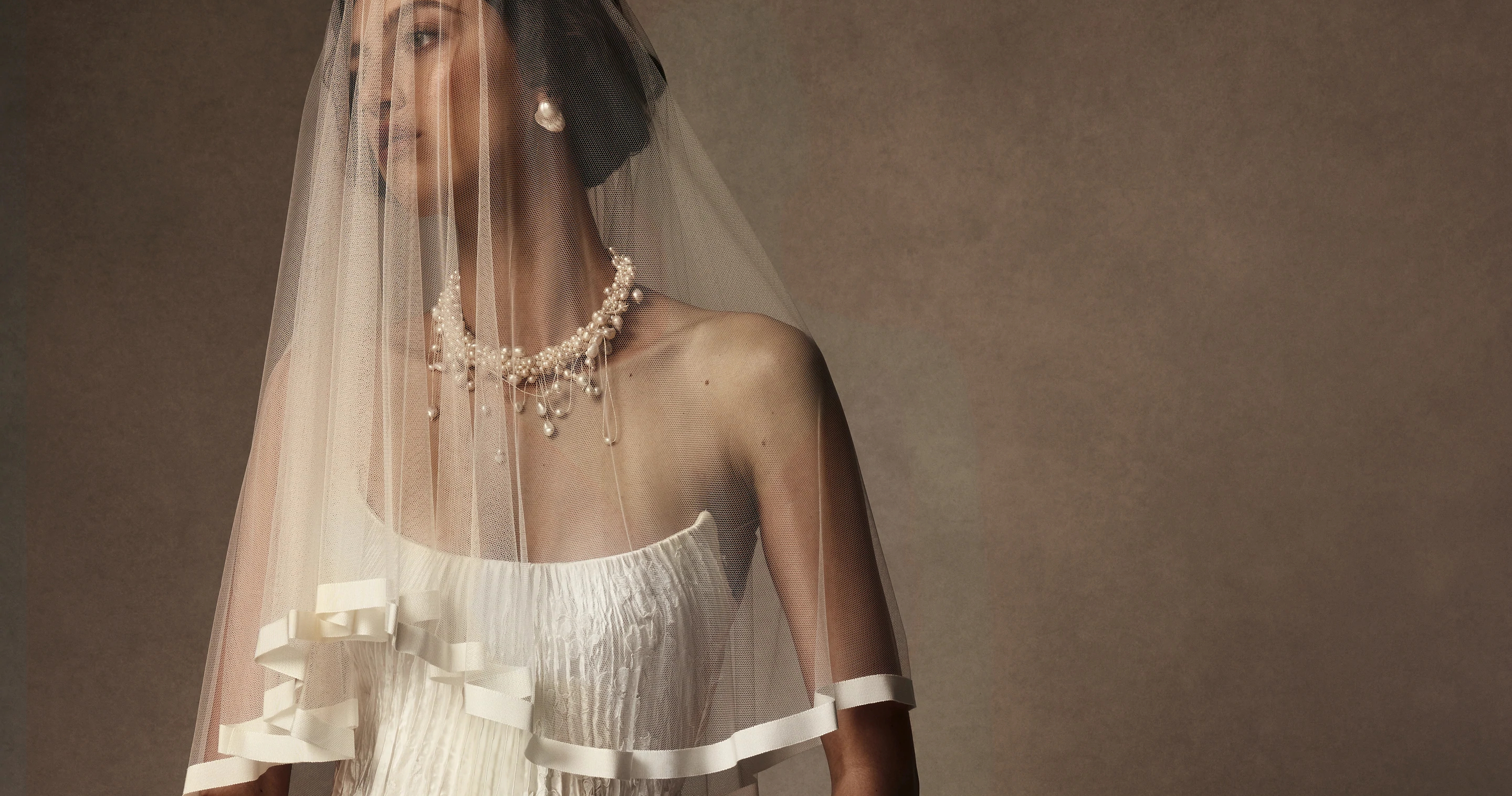 11 Corseted Wedding Dresses