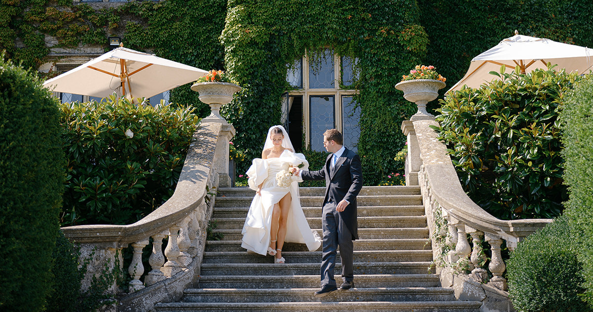 A touching wedding in an English manor